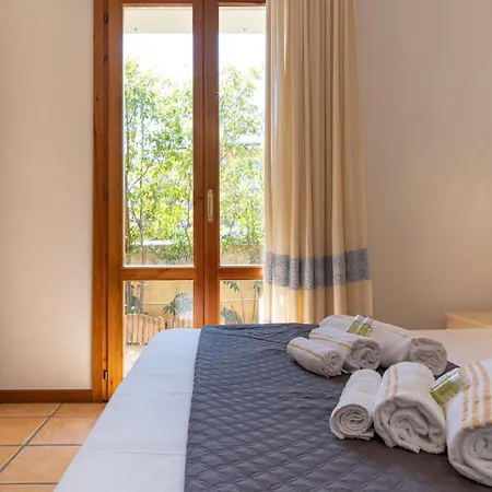 Luisa Sunny House * Santa Maria Navarrese
