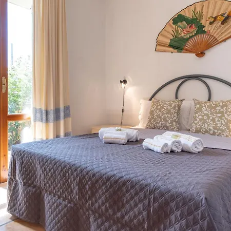 Luisa Sunny House